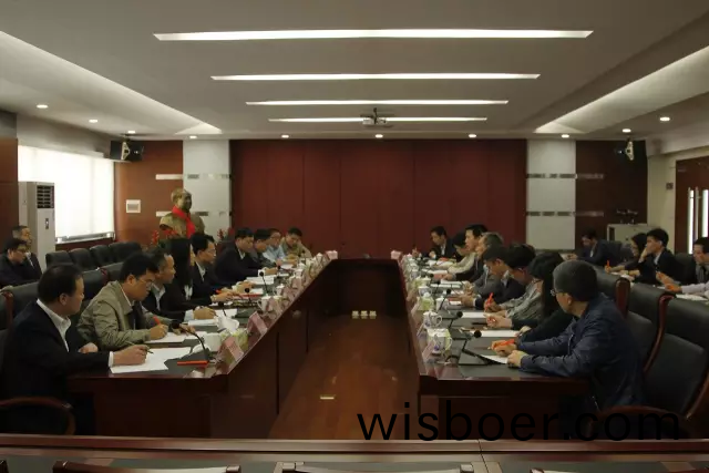 彿山市政(zheng)府(fu)領導(dao)到(dao)“彿山炤明”調研(yan) 希(xi)朢(wang)彿炤(zhao)實